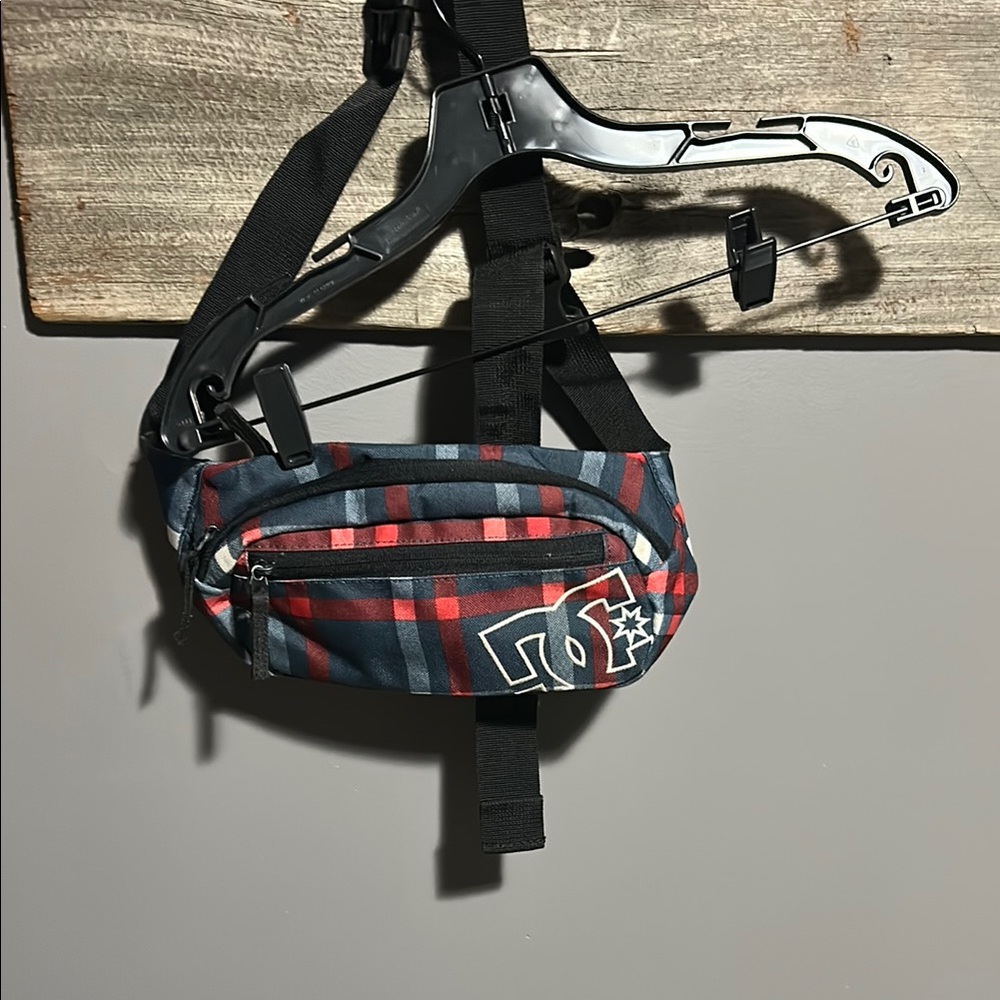Y2K vintage DC Checkered Belt Bag - Red and Blue hippy sack